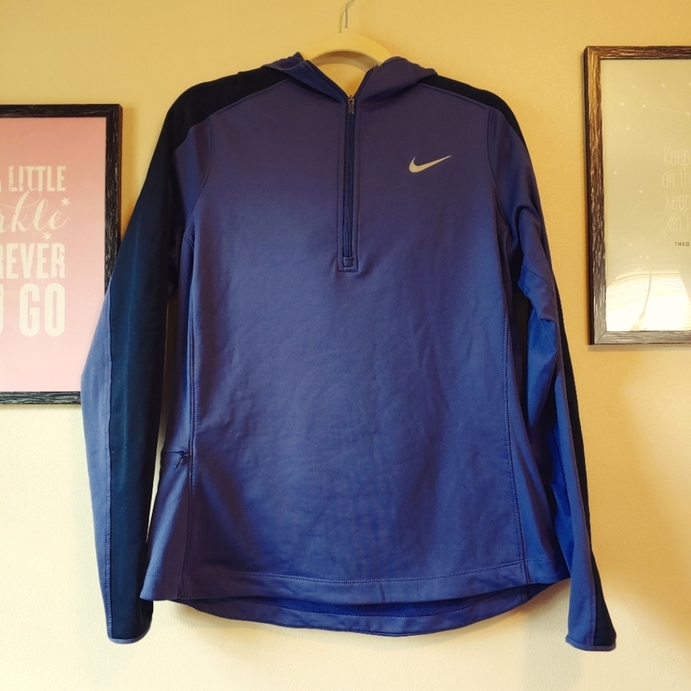 Nike dri fit running athletic hooded lined sweater